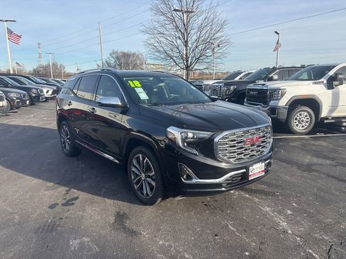 Used 2018 GMC Terrain Denali image 3