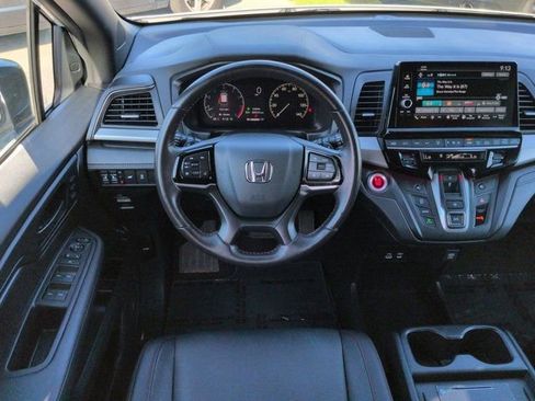 Used 2025 Honda Odyssey Sport-L image 15