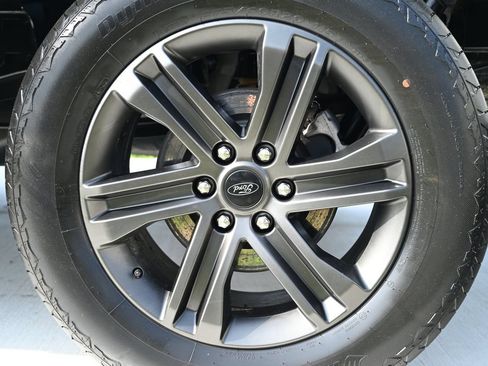 Used 2022 Ford F150 XLT w/ Equipment Group 302A High AWD/4WD image 54