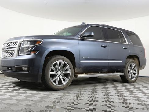 Used 2019 Chevrolet Tahoe LT w/ LT Signature Package image 1