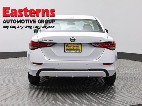 Used 2023 Nissan Sentra SV FWD image 6