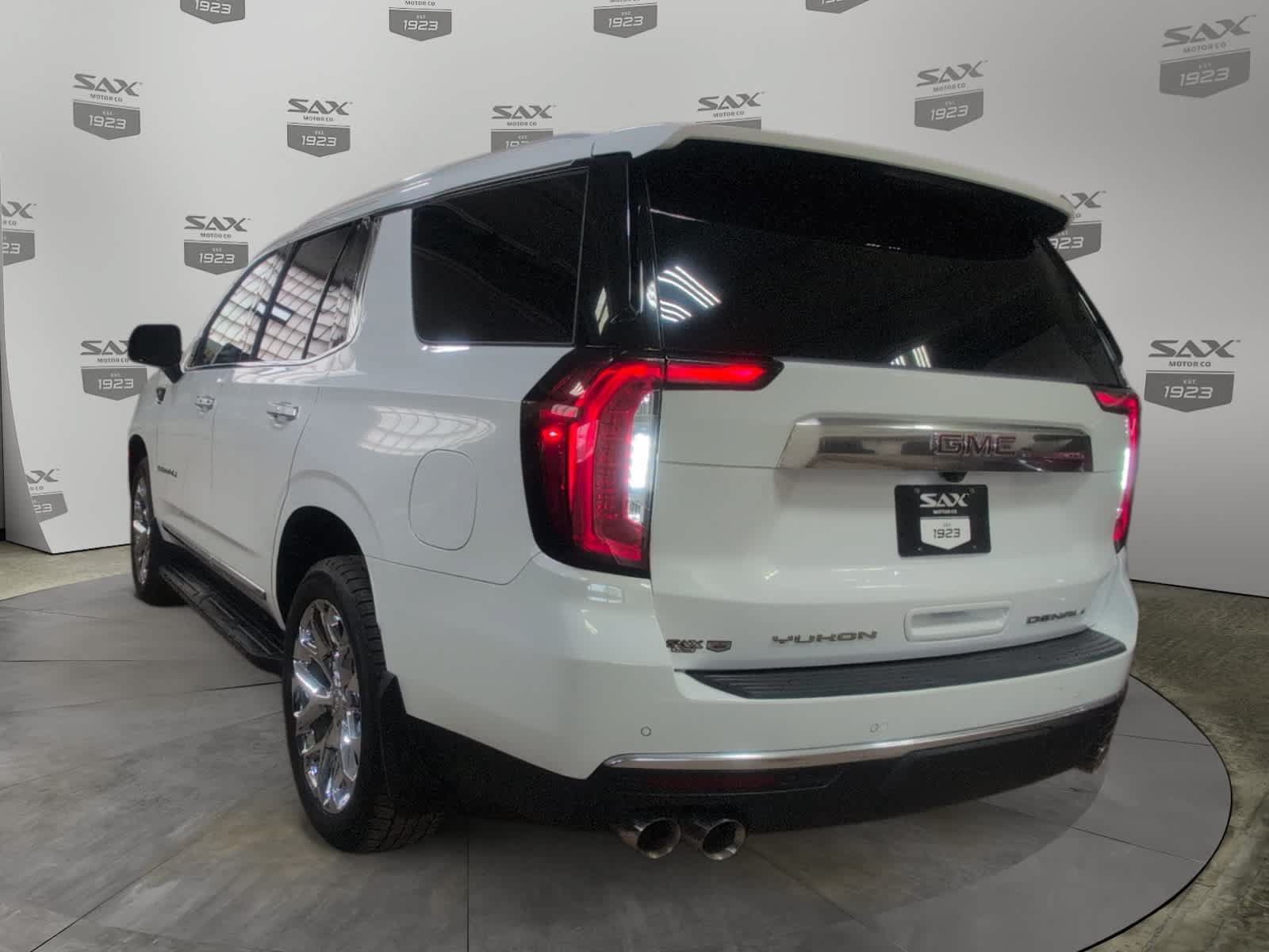 Used 2021 GMC Yukon Denali AWD/4WD image 3