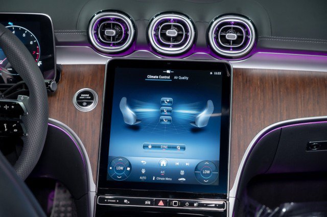 New 2027 Mercedes-Benz CLE 450 4MATIC Cabriolet image 17
