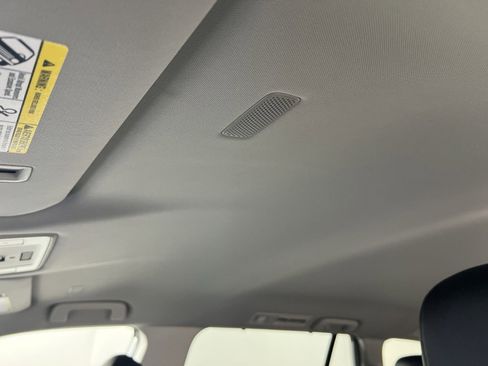 Used 2026 Toyota Grand Highlander XLE image 24