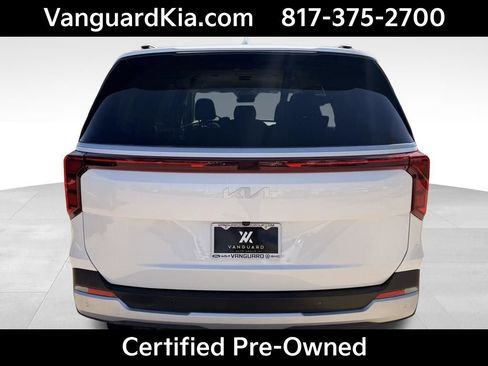Certified 2025 Kia Carnival EX image 3