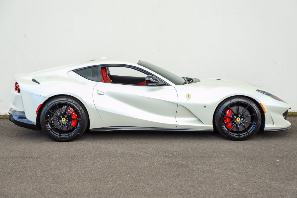 Certified 2018 Ferrari 812 Superfast RWD image 3