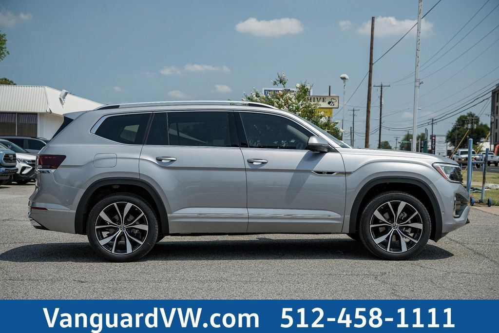 New 2025 Volkswagen Atlas SEL Premium R-Line AWD/4WD image 4