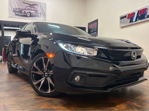 Used 2021 Honda Civic Sport image 1