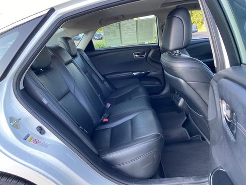 Used 2018 Toyota Avalon Touring w/ All Weather Liner Package FWD image 21