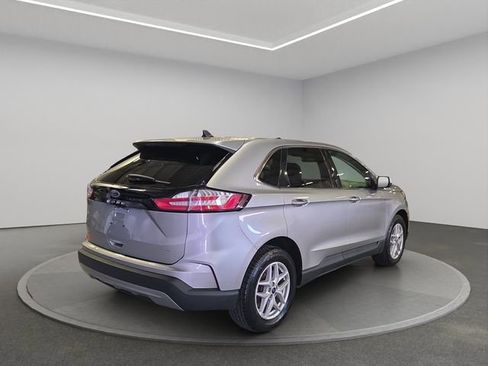 Used 2022 Ford Edge SEL image 7