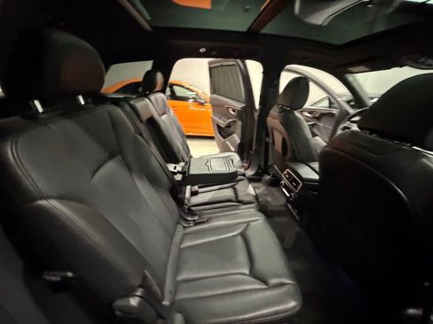 Used 2018 Audi Q7 3.0T Prestige AWD/4WD image 31