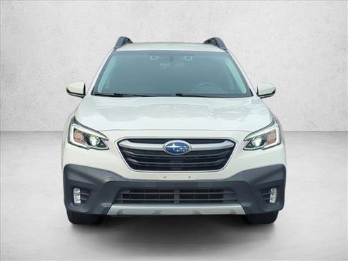Used 2022 Subaru Outback Limited image 2