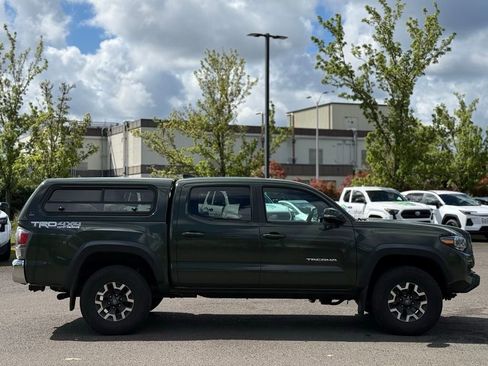 Used 2021 Toyota Tacoma TRD Off-Road image 6