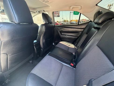 Used 2017 Toyota Corolla SE w/ SE Premium Package FWD image 13
