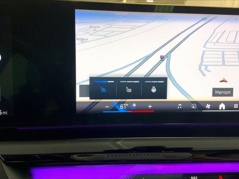 Used 2024 BMW i5 eDrive40i w/ Executive Package RWD image 33