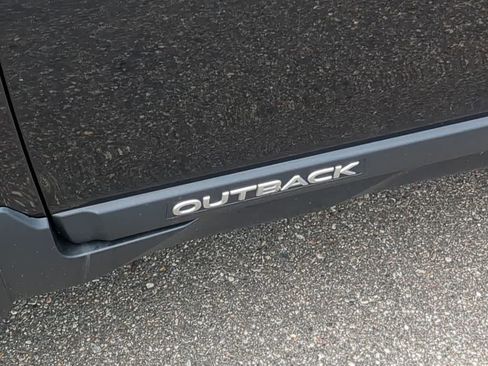 Used 2019 Subaru Outback 2.5i Limited w/ Popular Package #2 AWD/4WD image 12