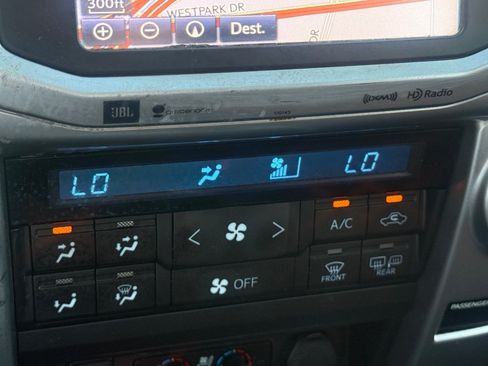 Used 2018 Toyota 4Runner Limited RWD image 31