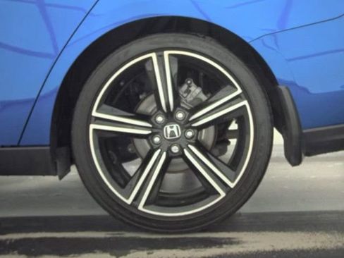 Used 2025 Honda Accord Sport image 19