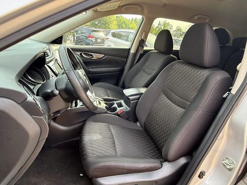 Used 2020 Nissan Rogue SV AWD/4WD image 5