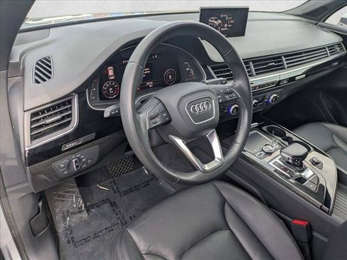 Used 2018 Audi Q7 3.0T Premium Plus w/ Premium Plus Package AWD/4WD image 10