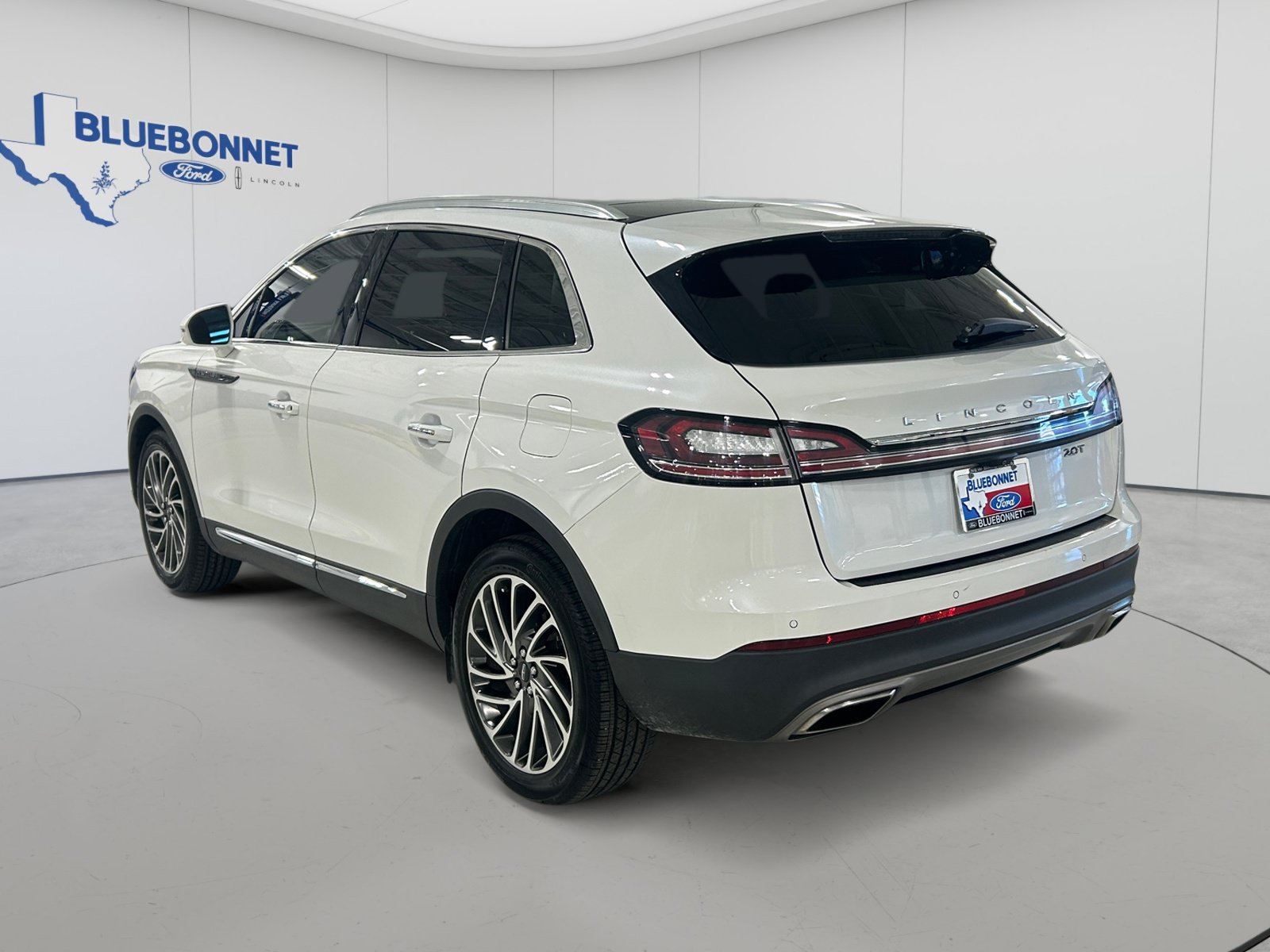 Used 2020 Lincoln Nautilus Reserve w/ Cargo Utility Package FWD image 7