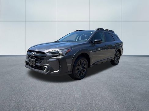 Used 2024 Subaru Outback Onyx Edition XT AWD/4WD image 2