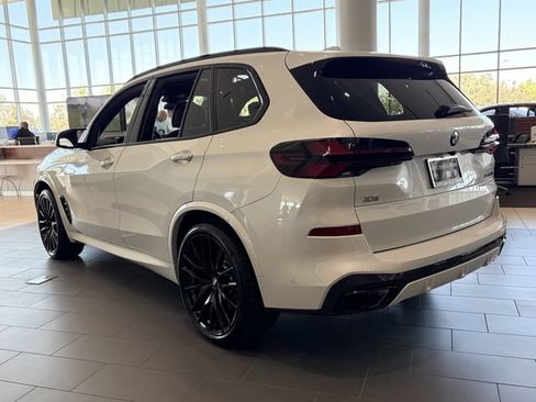 Used 2026 BMW X5 M60i w/ Climate Comfort Package AWD/4WD image 6