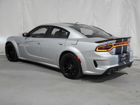 Used 2023 Dodge Charger Scat Pack RWD image 3