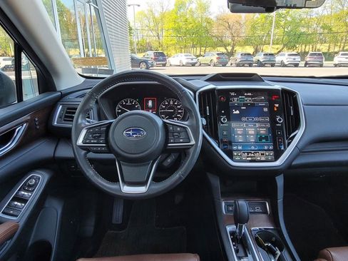 Used 2023 Subaru Ascent Touring AWD/4WD image 15