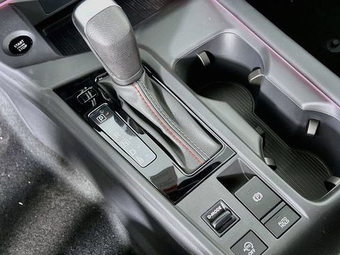 New 2026 Nissan Sentra SR w/ SR Premium Package FWD image 15