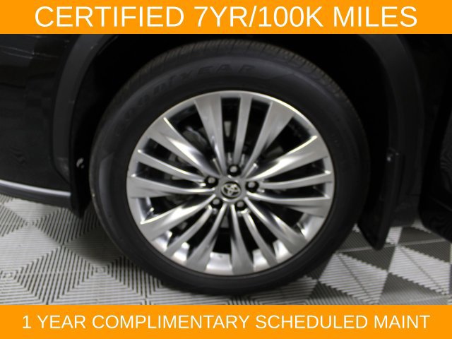 Used 2026 Toyota Highlander Platinum AWD/4WD image 29