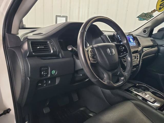 Used 2019 Honda Pilot Touring image 19