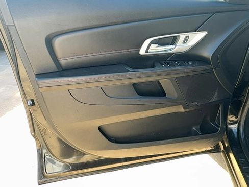 Used 2014 GMC Terrain SLE w/ Chrome Package image 13