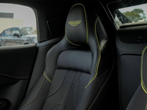 New 2026 Aston Martin V8 Vantage Roadster image 22