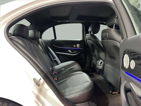 Used 2018 Mercedes-Benz E 300 4MATIC image 26