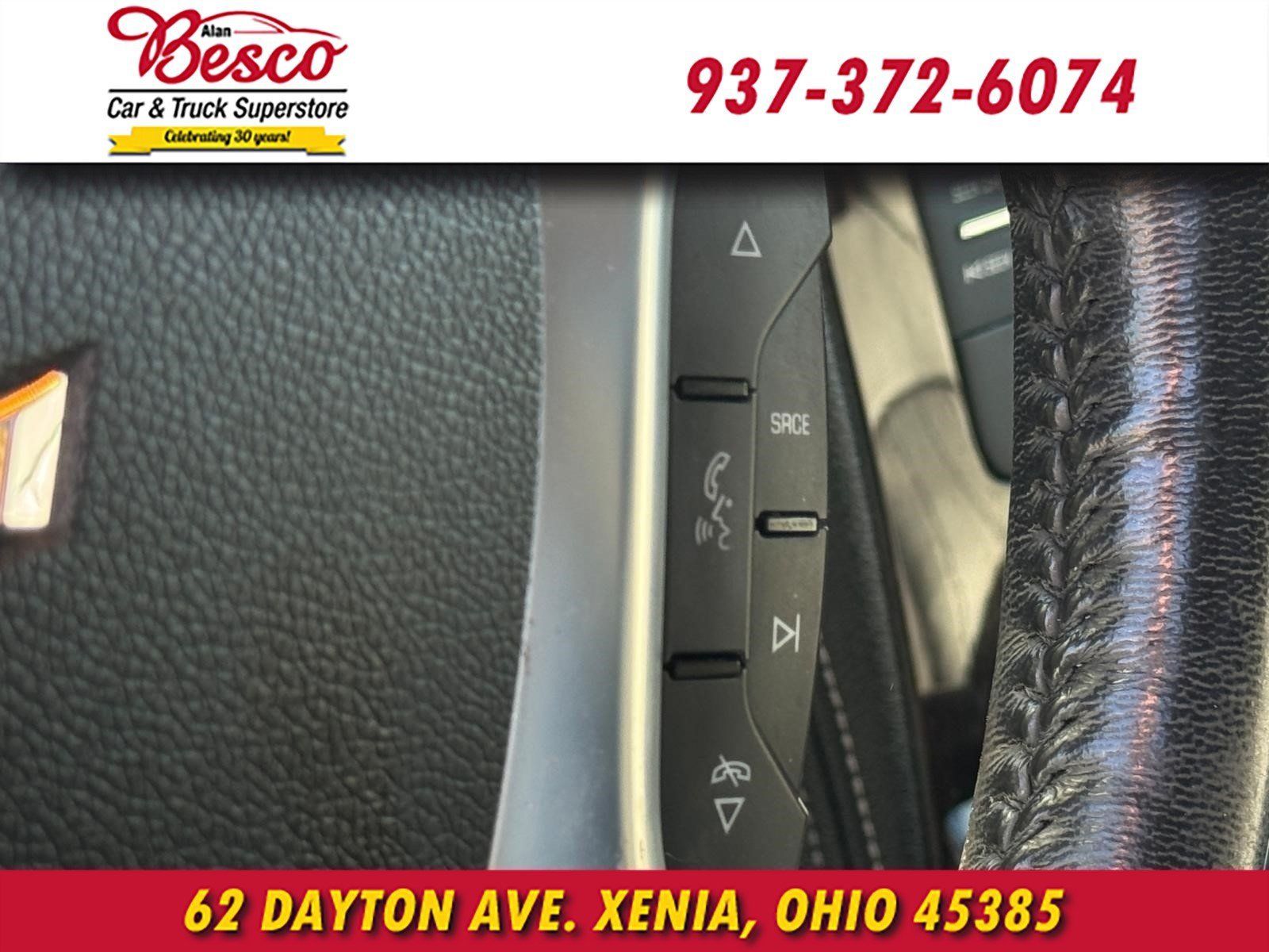Used 2015 Chevrolet Traverse LTZ FWD image 11