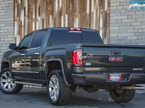 Used 2018 GMC Sierra 1500 Denali w/ Denali Ultimate Package AWD/4WD image 4