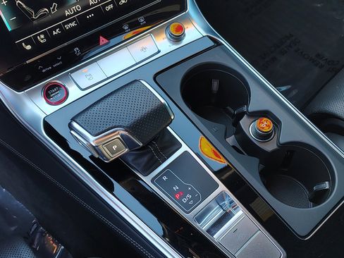 Used 2023 Audi S6 Premium Plus image 27