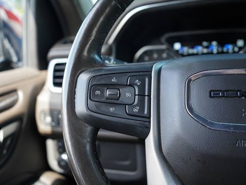 Used 2021 GMC Yukon XL Denali AWD/4WD image 31