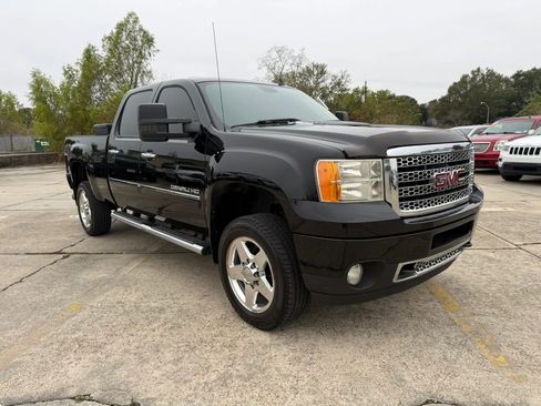 Used 2013 GMC Sierra 2500 Denali image 8