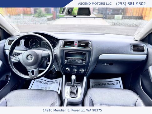 Used 2012 Volkswagen Jetta TDI image 12