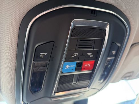 Used 2023 Jeep Grand Cherokee L Laredo image 21