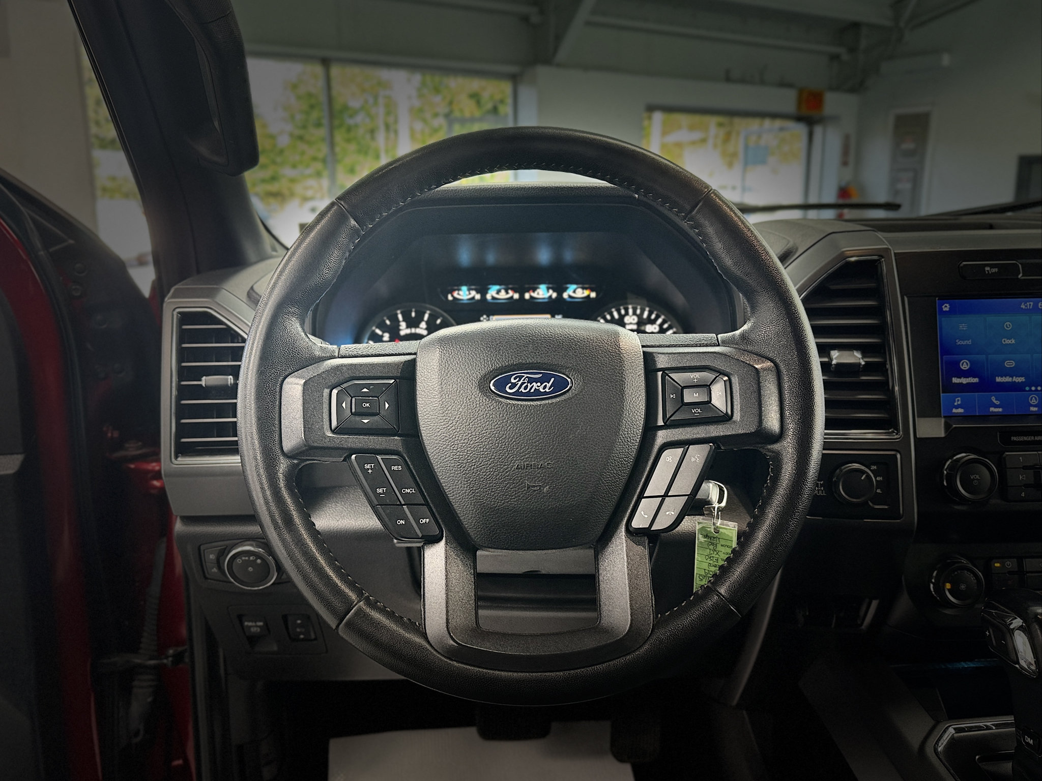 Used 2019 Ford F150 XLT w/ Equipment Group 302A Luxury AWD/4WD image 18