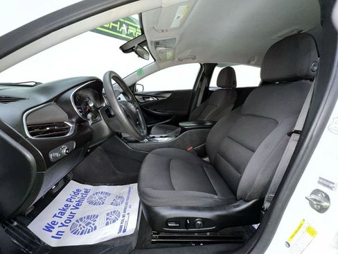 Used 2020 Chevrolet Malibu LT FWD image 17