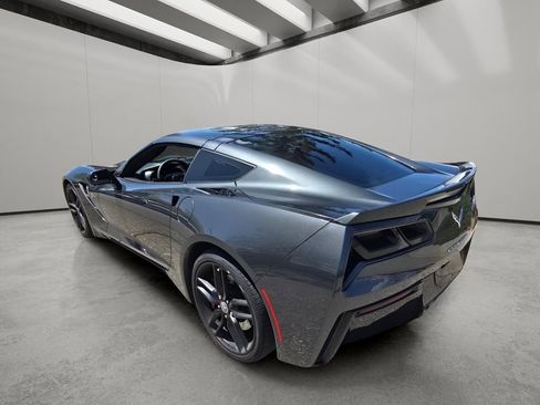 Used 2017 Chevrolet Corvette Stingray Coupe RWD image 6
