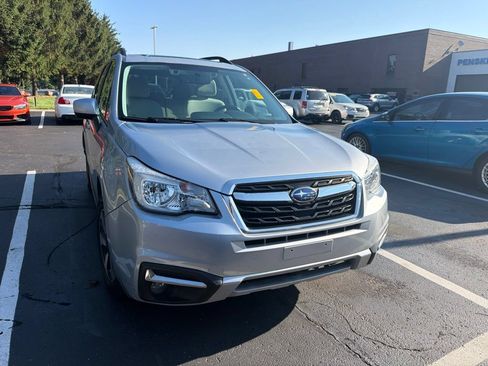 Used 2018 Subaru Forester 2.5i Premium AWD/4WD image 5