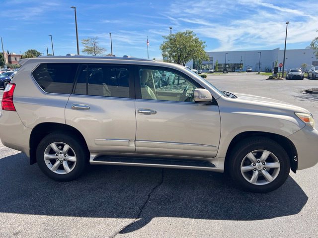 Used 2011 Lexus GX 460 Premium AWD/4WD image 2