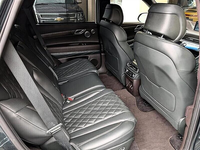 Used 2022 Genesis GV80 3.5T w/ Prestige Package 07 AWD/4WD image 27