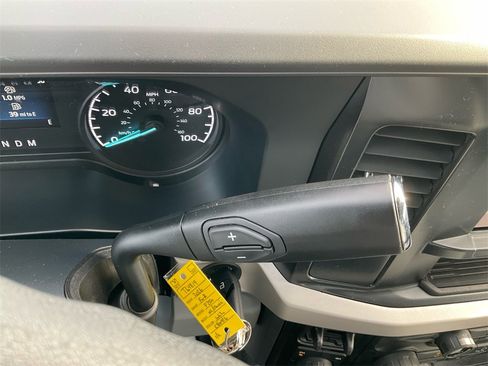 New 2026 Ford F250 XL w/ XL Chrome Package image 24