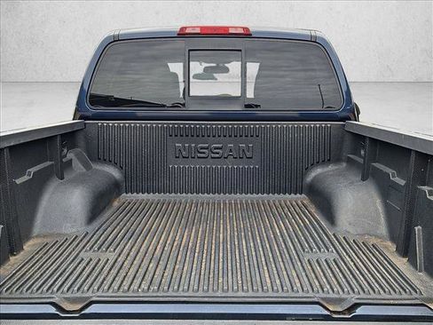 Used 2019 Nissan Frontier SV image 6